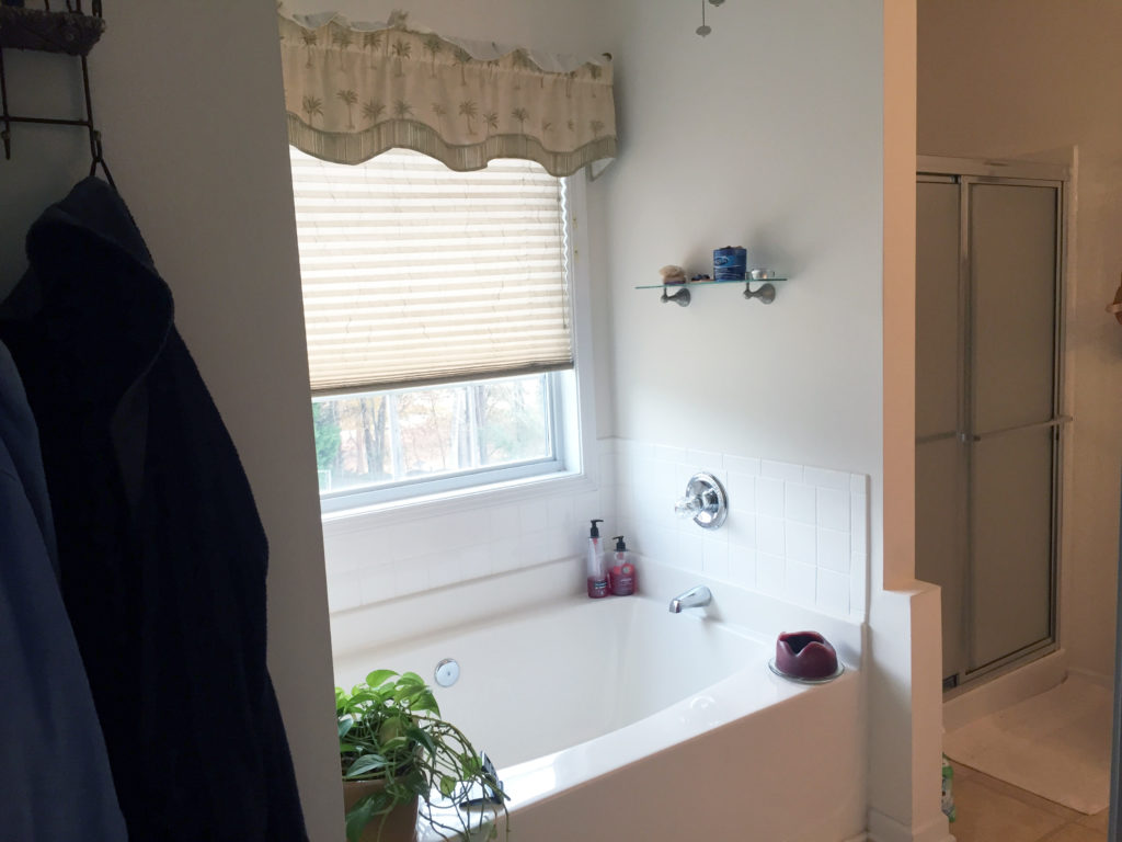 Example of a master bathroom tub that can be removed.